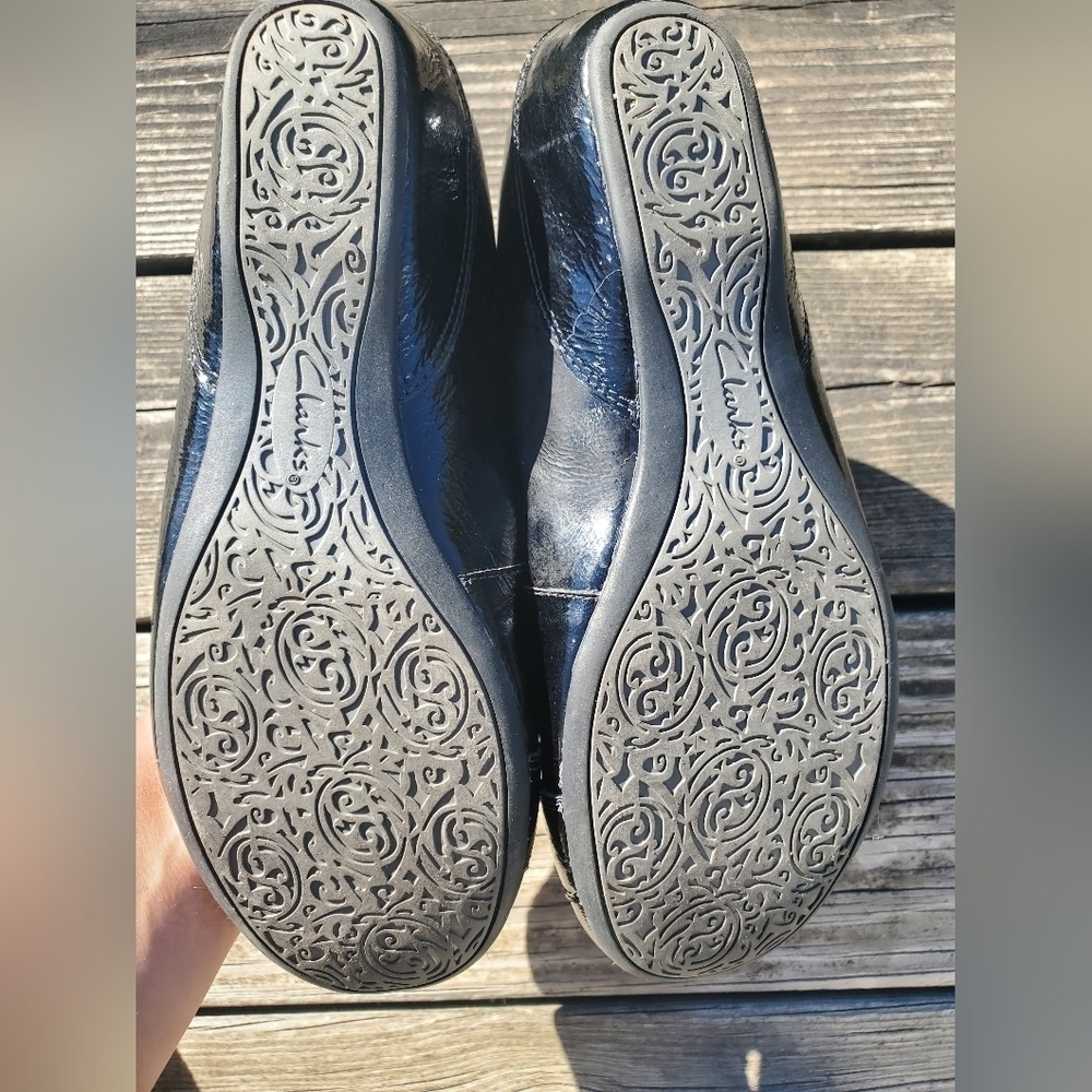 CLARKS WOMENS 6 1/2 - Picture 3 of 7